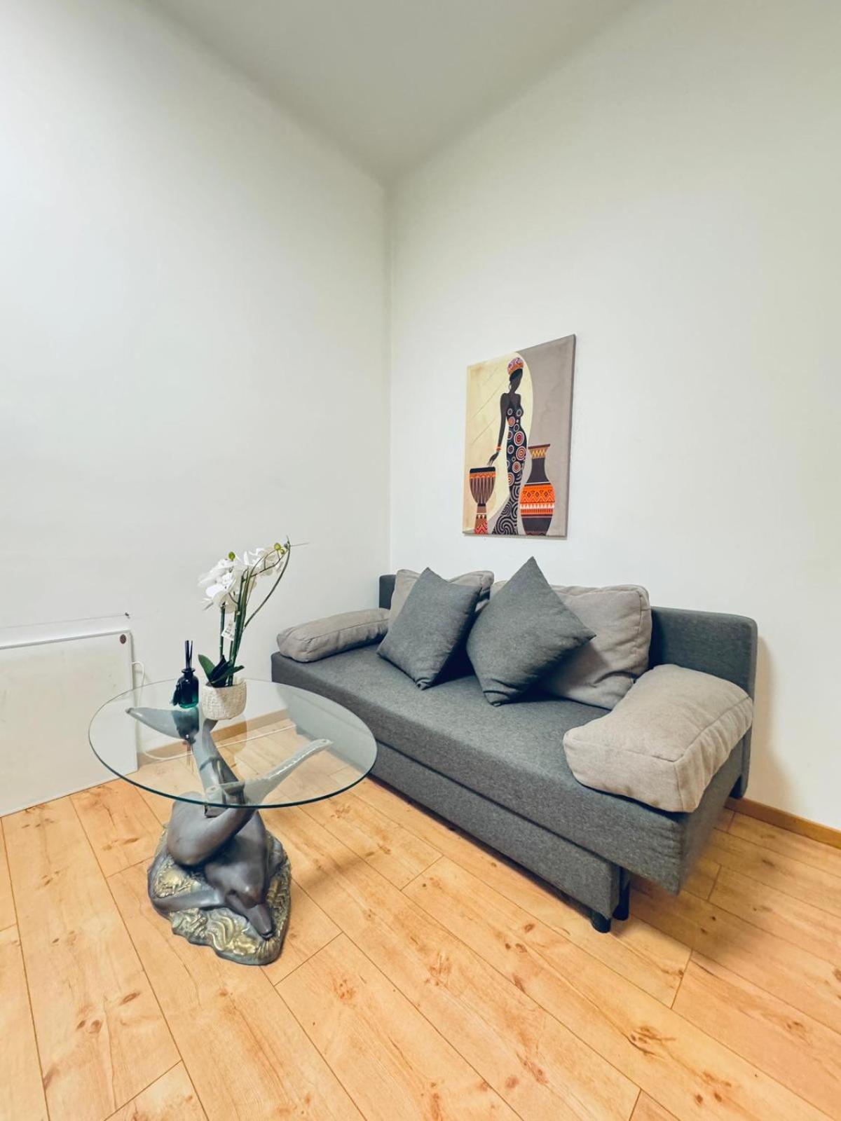 Amazing 4br Shared 10 Minute Walk To Fac Platz * Wenen