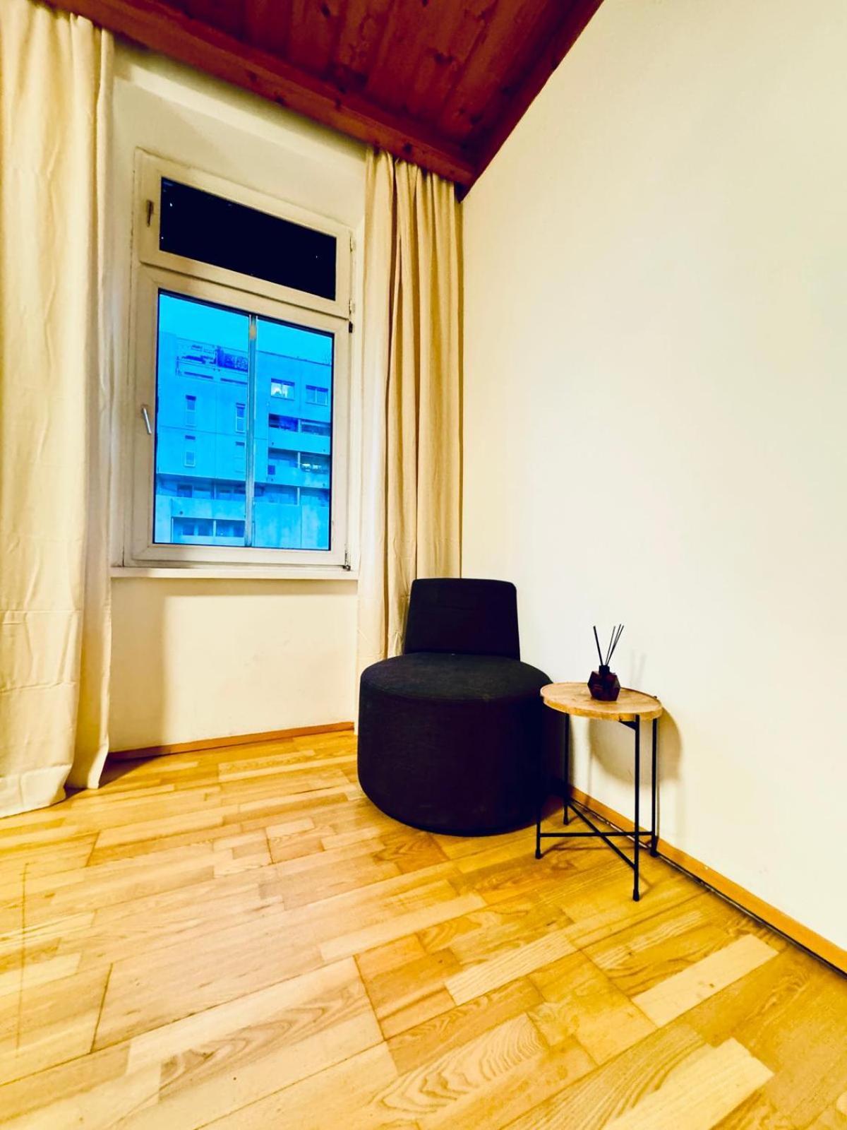 Appartement Amazing 4br Shared 10 Minute Walk To Fac Platz